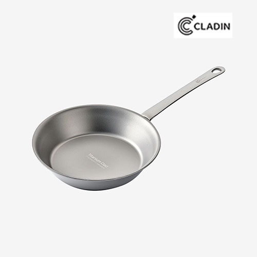 이연복 쉐프의 [클래딘] 티타늄 프라이팬 18cm